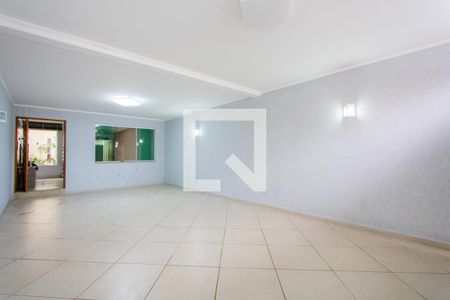 Garagem de casa para alugar com 3 quartos, 180m² em Parque Sao Vicente, Mauá