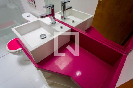 Casa para alugar com 180m², 3 quartos e 4 vagas Casa para alugar com 180m², 3 quartos e 4 vagasBanheiro do quarto 2