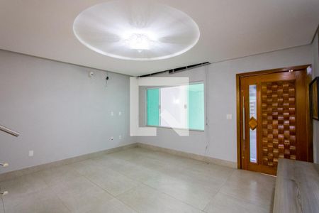 Sala de casa para alugar com 3 quartos, 180m² em Parque Sao Vicente, Mauá