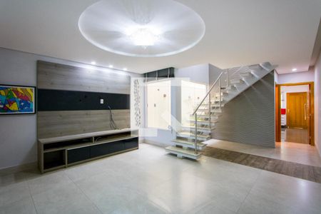 Sala de casa para alugar com 3 quartos, 180m² em Parque Sao Vicente, Mauá