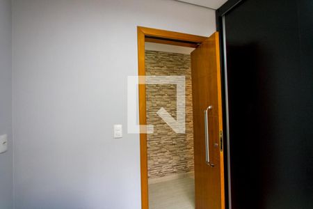 Casa para alugar com 180m², 3 quartos e 4 vagas Casa para alugar com 180m², 3 quartos e 4 vagasQuarto 4