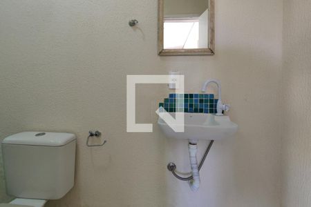 Banheiro de casa para alugar com 1 quarto, 40m² em Vila Carminha, Campinas