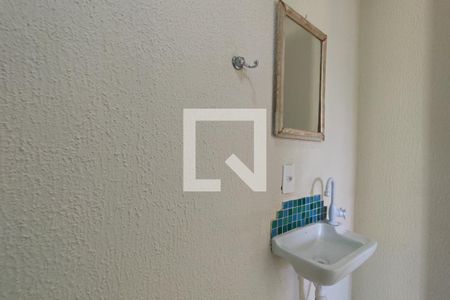 Banheiro de casa para alugar com 1 quarto, 40m² em Vila Carminha, Campinas