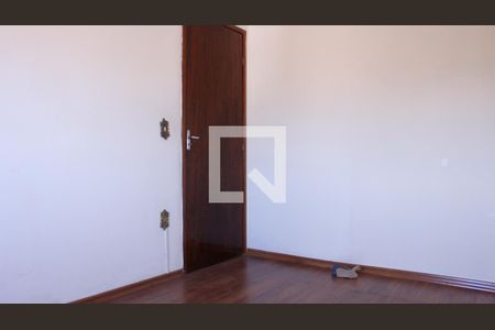 Quarto 1 de casa para alugar com 4 quartos, 200m² em Jardim Santa Adelia, São Paulo
