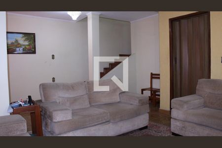 Sala de casa para alugar com 4 quartos, 200m² em Jardim Santa Adelia, São Paulo