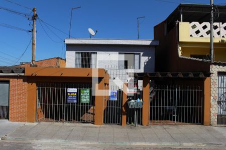 Casa para alugar com 200m², 4 quartos e 2 vagasFachada
