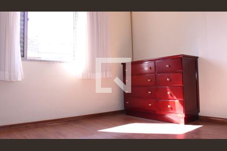 Casa para alugar com 200m², 4 quartos e 2 vagasQuarto 4