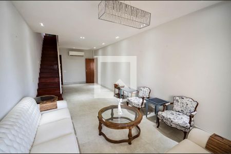 Apartamento à venda com 320m², 4 quartos e 3 vagasSala