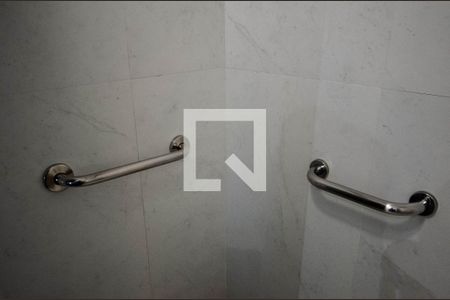 Apartamento à venda com 320m², 4 quartos e 3 vagasBanheiro da Suíte 2