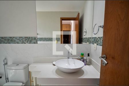 Apartamento à venda com 320m², 4 quartos e 3 vagasBanheiro da Suíte 1