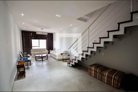 Apartamento à venda com 320m², 4 quartos e 3 vagasSala