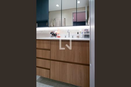 Apartamento para alugar com 100m², 2 quartos e 1 vagaBanheiro Quarto 2 - Suíte