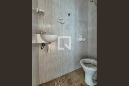 Casa de condomínio à venda com 150m², 5 quartos e sem vagaLavabo