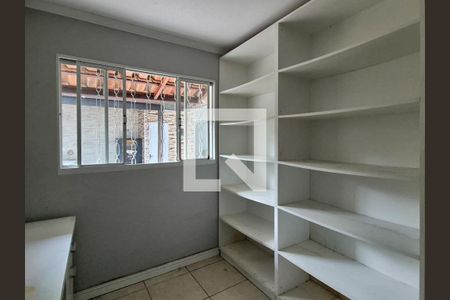 Casa de condomínio à venda com 150m², 5 quartos e sem vagaQuarto 2