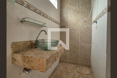 Casa de condomínio à venda com 150m², 5 quartos e sem vagaBanheiro da Suíte 2