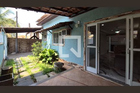 Casa de condomínio à venda com 150m², 5 quartos e sem vagaVaranda