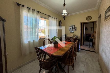 Copa de casa à venda com 3 quartos, 240m² em Dom Cabral, Belo Horizonte