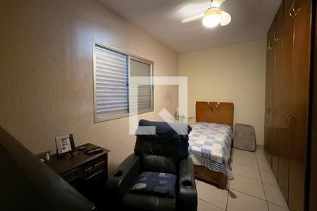 Casa à venda com 240m², 3 quartos e 4 vagasQuarto 3