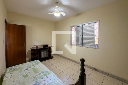 Casa à venda com 240m², 3 quartos e 4 vagasQuarto 2