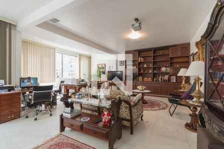 Apartamento à venda com 200m², 3 quartos e 1 vaga