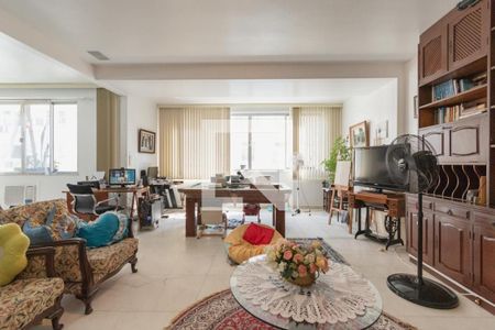 Apartamento à venda com 200m², 3 quartos e 1 vaga