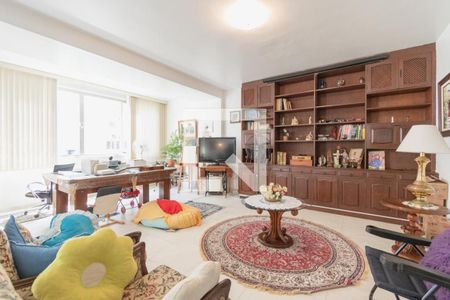 Apartamento à venda com 200m², 3 quartos e 1 vaga