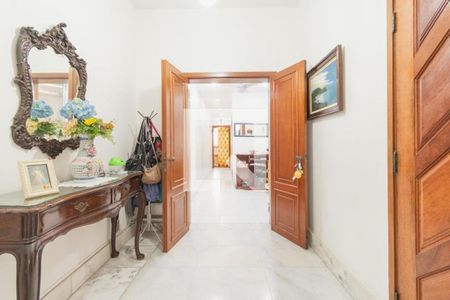 Apartamento à venda com 200m², 3 quartos e 1 vaga