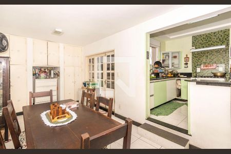 Casa à venda com 5 quartos, 200m² em Vila Isabel, Rio de Janeiro