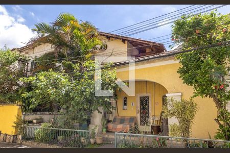 Casa à venda com 5 quartos, 200m² em Vila Isabel, Rio de Janeiro
