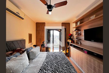 Casa à venda com 155m², 3 quartos e 2 vagasSuíte