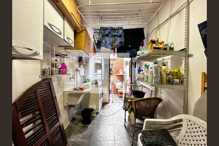 Casa à venda com 155m², 3 quartos e 2 vagasÁrea de Serviço