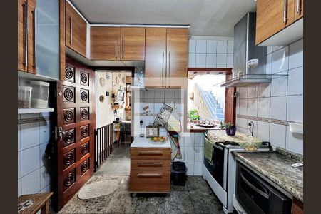 Casa à venda com 155m², 3 quartos e 2 vagasCozinha