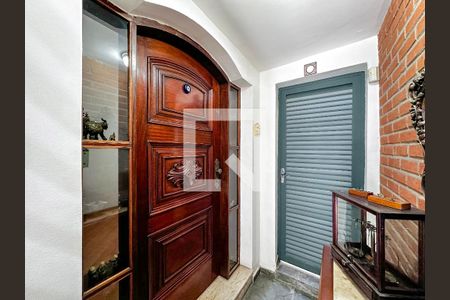 Casa à venda com 155m², 3 quartos e 2 vagasEntrada Casa