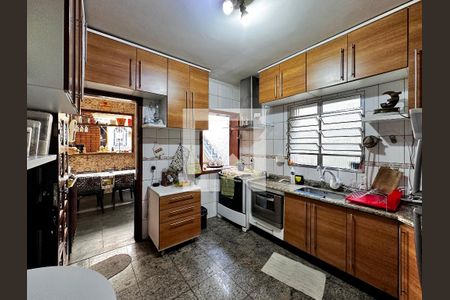 Casa à venda com 155m², 3 quartos e 2 vagasCozinha