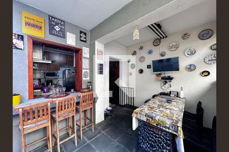 Casa à venda com 155m², 3 quartos e 2 vagasQuintal