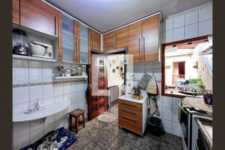 Casa à venda com 155m², 3 quartos e 2 vagasCozinha