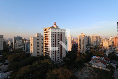 Apartamento para alugar com 181m², 3 quartos e 2 vagasVista do Quarto de Serviço