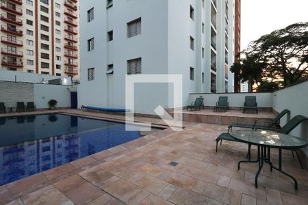 Apartamento para alugar com 181m², 3 quartos e 2 vagasÁrea Comum - Piscina