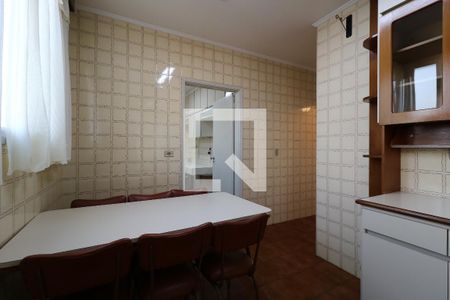 Apartamento para alugar com 181m², 3 quartos e 2 vagasCopa