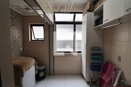 Apartamento para alugar com 131m², 3 quartos e 1 vagaCozinha 