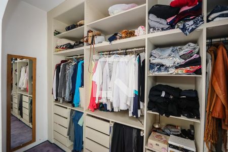 Apartamento para alugar com 355m², 4 quartos e 3 vagasCloset Maculino