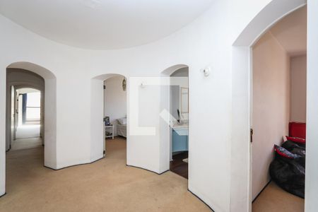 Apartamento para alugar com 355m², 4 quartos e 3 vagasCorredor dos quartos