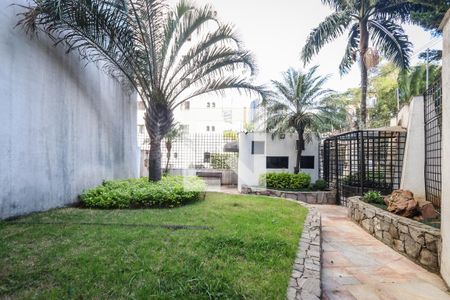 Apartamento para alugar com 355m², 4 quartos e 3 vagasPortaria