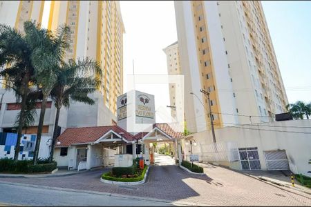 Apartamento à venda com 75m², 3 quartos e 2 vagas Apartamento à venda com 75m², 3 quartos e 2 vagasFachada e portaria