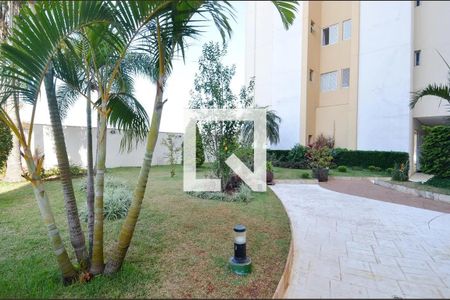 Apartamento à venda com 75m², 3 quartos e 2 vagas Apartamento à venda com 75m², 3 quartos e 2 vagasÁrea externa