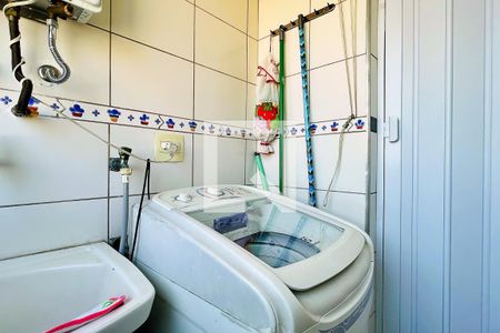 Apartamento à venda com 75m², 3 quartos e 2 vagas Apartamento à venda com 75m², 3 quartos e 2 vagasÁrea de Serviço