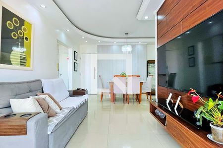 Apartamento à venda com 75m², 3 quartos e 2 vagas Apartamento à venda com 75m², 3 quartos e 2 vagasSala