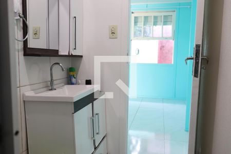 Casa à venda com 140m², 3 quartos e 2 vagasBanheiro