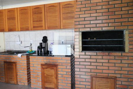 Casa à venda com 140m², 3 quartos e 2 vagasÁrea comum - Salão de festas