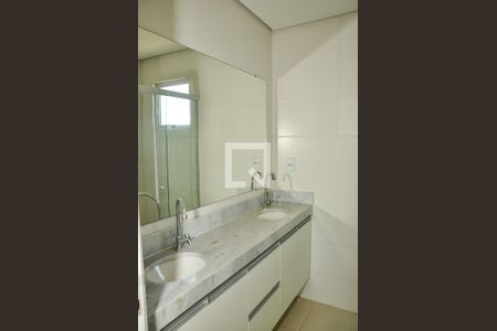 Apartamento para alugar com 89m², 2 quartos e 2 vagasBanheiro 1